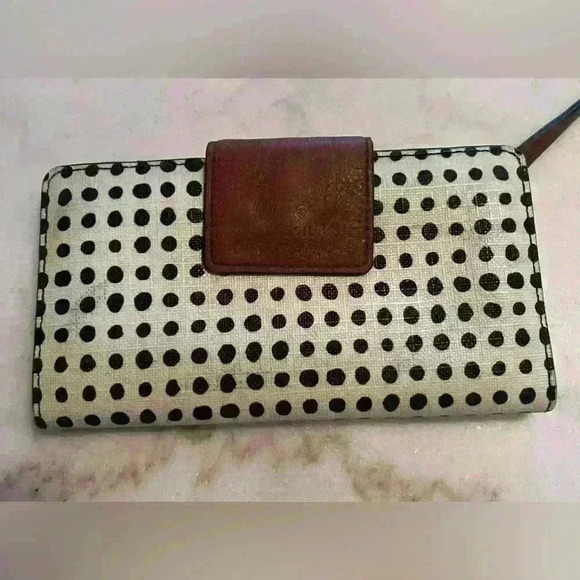 Fossil Polk Dot Color Block Cow Hide Leather Snap Button Closure Back Zip Wallet - Picture 1 of 8